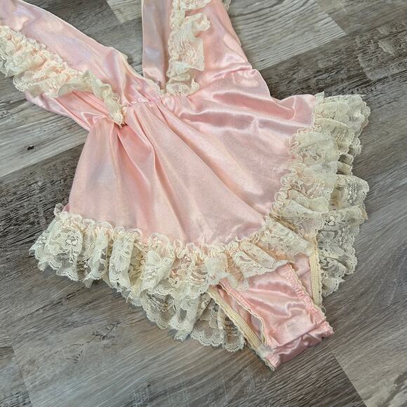 Vintage Lady Constance Pink Nylon Lace Ruffle Teddy Bodysuit Coquette USA S - Picture 2 of 10